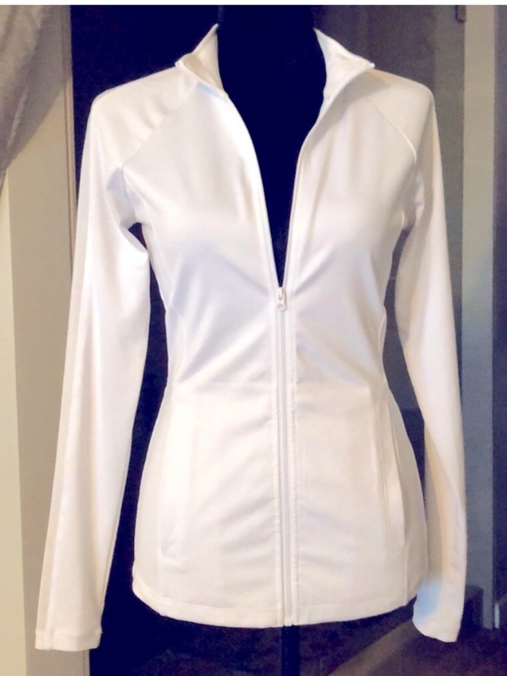 Lorna Jane Zip Up Jacket